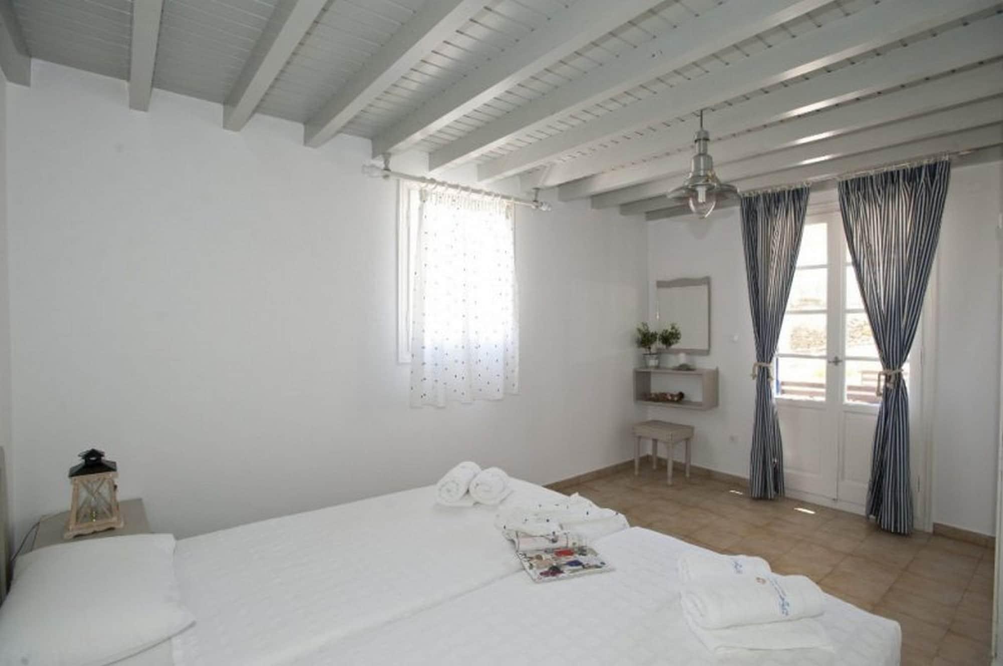 Gryparis' Club Apartments Mykonos Town Exterior foto