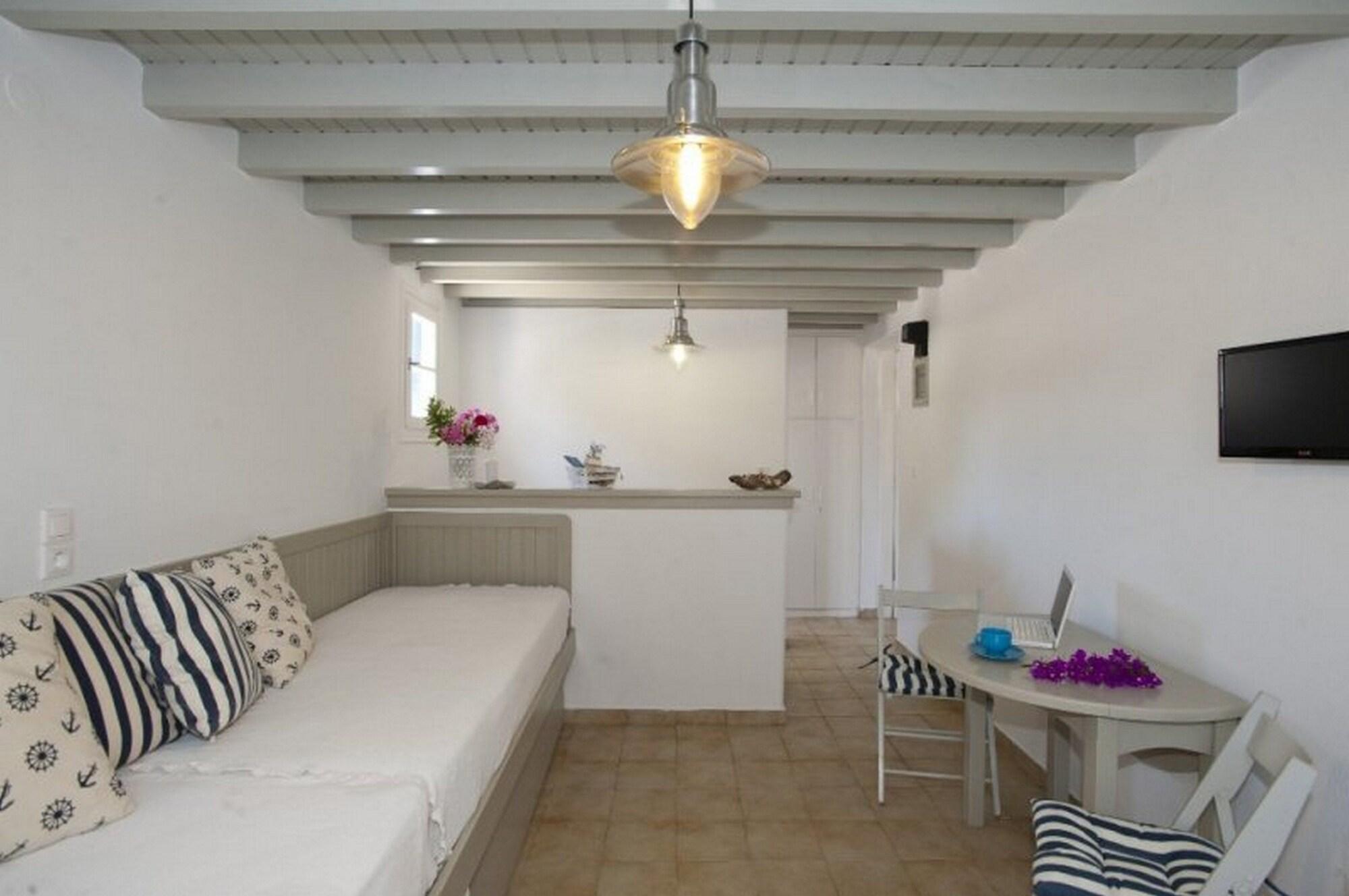 Gryparis' Club Apartments Mykonos Town Exterior foto