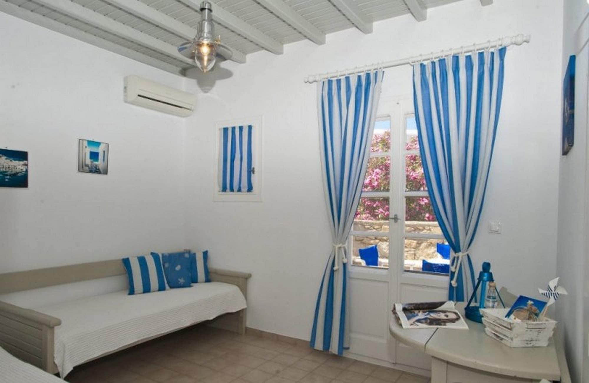 Gryparis' Club Apartments Mykonos Town Exterior foto